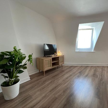 Le Terracotta - Joli Duplex Centre Ville แชร์บูร์ก อ็อง กงต็องแต็ง ภายนอก รูปภาพ